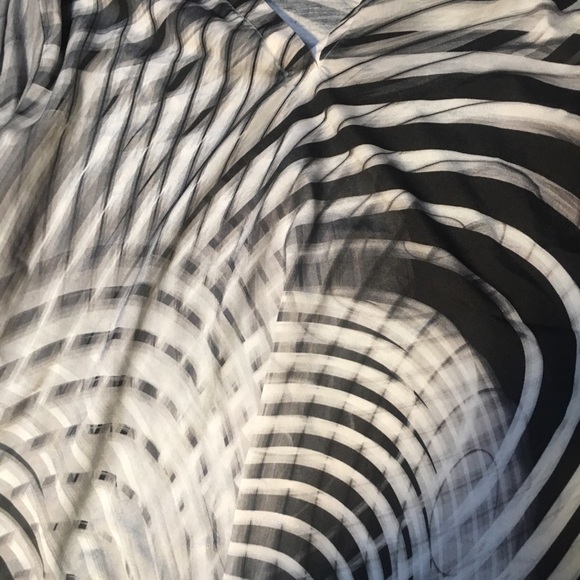 Chico’s top size 3 - Picture 1 of 2